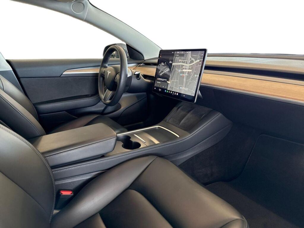 Tesla Model 3 2021 Harmaa