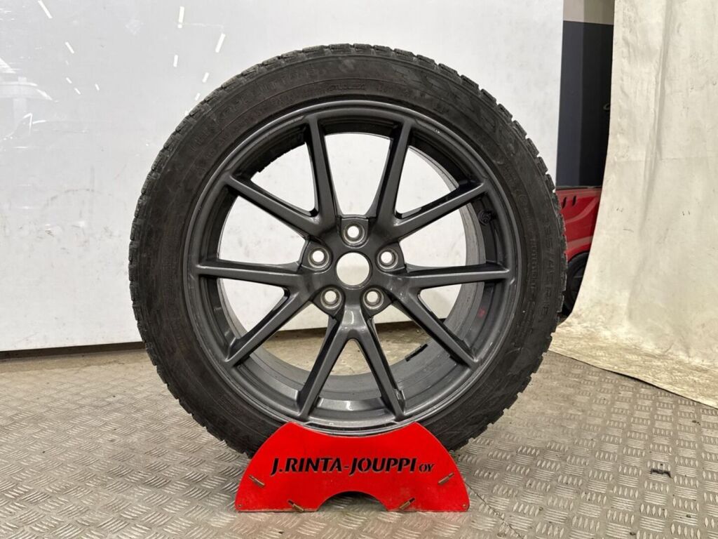 Tesla Model 3 2021 Harmaa