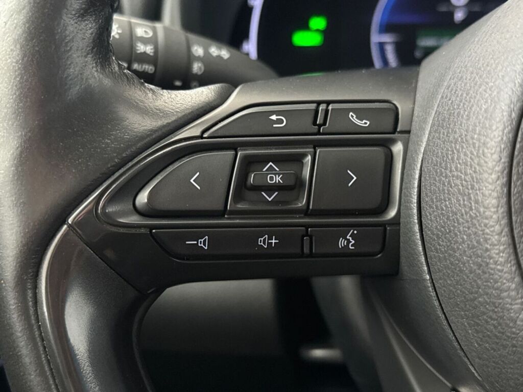 Toyota Yaris Cross 2025 Valkoinen