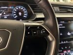 Audi e-tron 2020 Musta