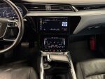 Audi e-tron 2020 Musta