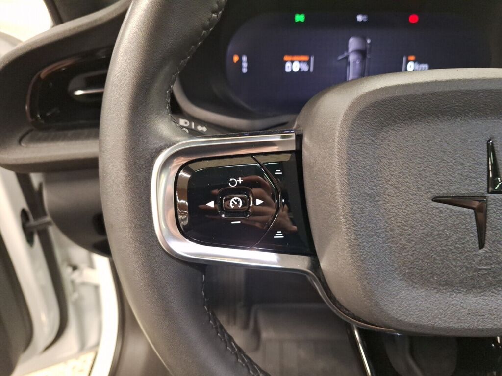 Polestar 2 2022 Valkoinen