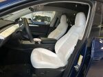Tesla Model Y 2023 Sininen