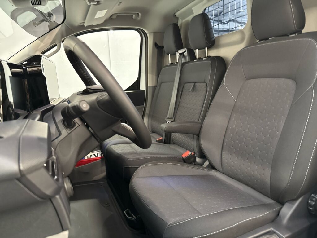 Ford Transit Custom 2025 Frozen White