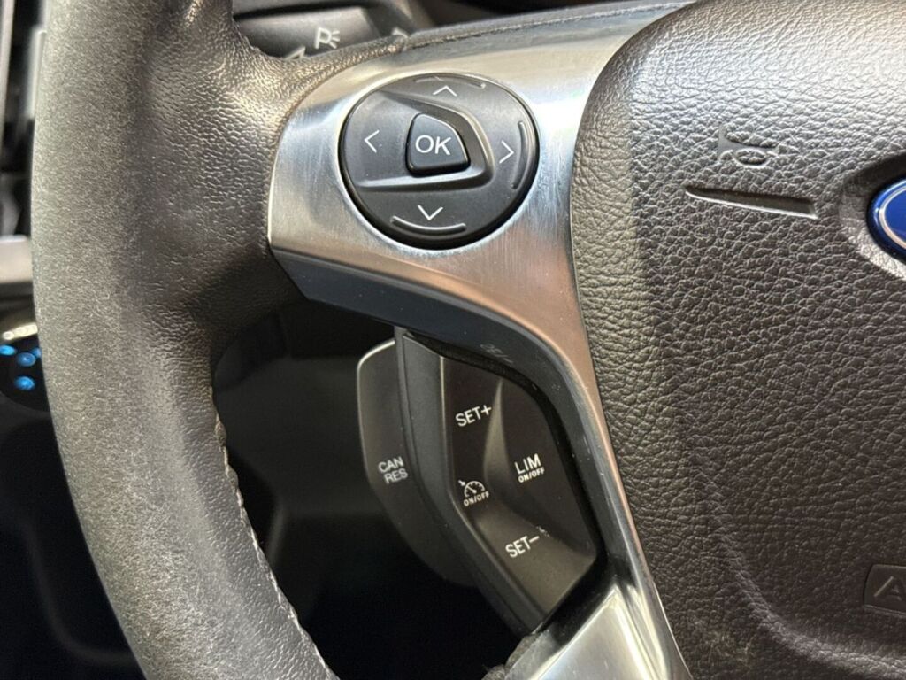 Ford Transit Custom 2015 Musta