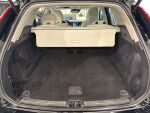 Volvo XC60 2021 Musta