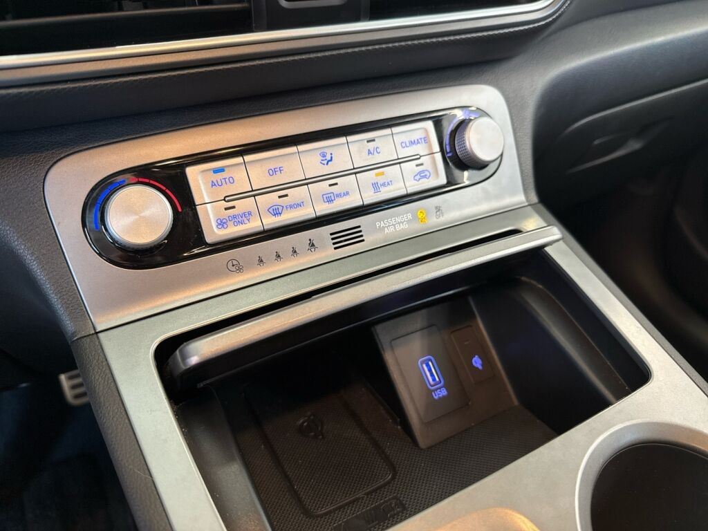 Hyundai KONA 2021 met.harmaa