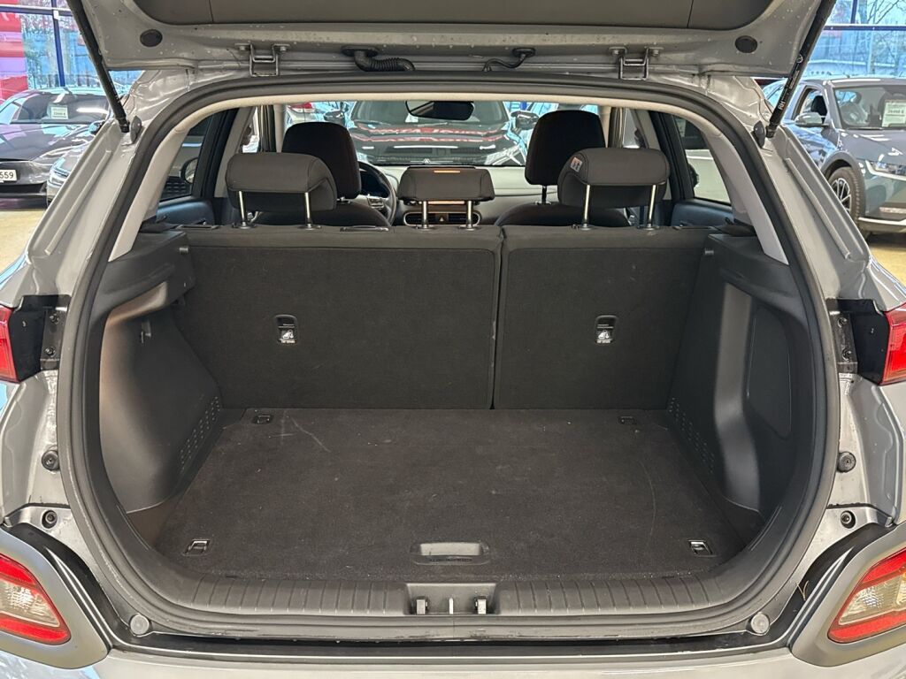 Hyundai KONA 2021 met.harmaa