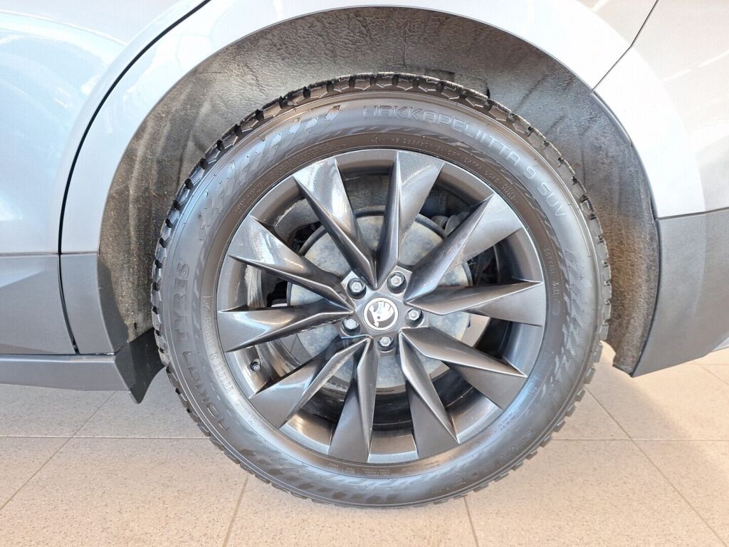 Skoda Enyaq 2022 Harmaa