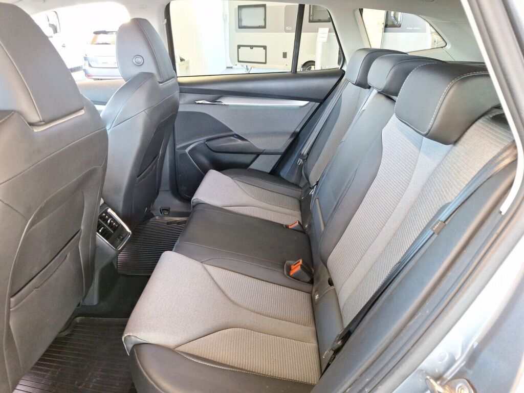 Skoda Enyaq 2022 Harmaa