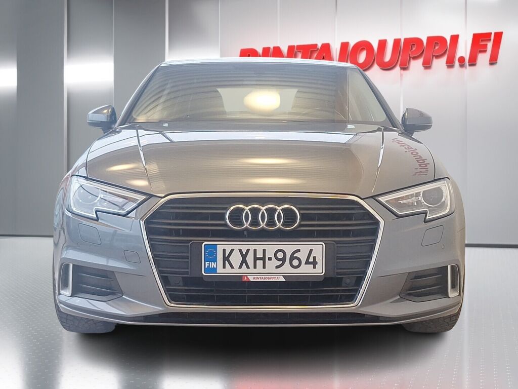 Audi A3 2018 Harmaa