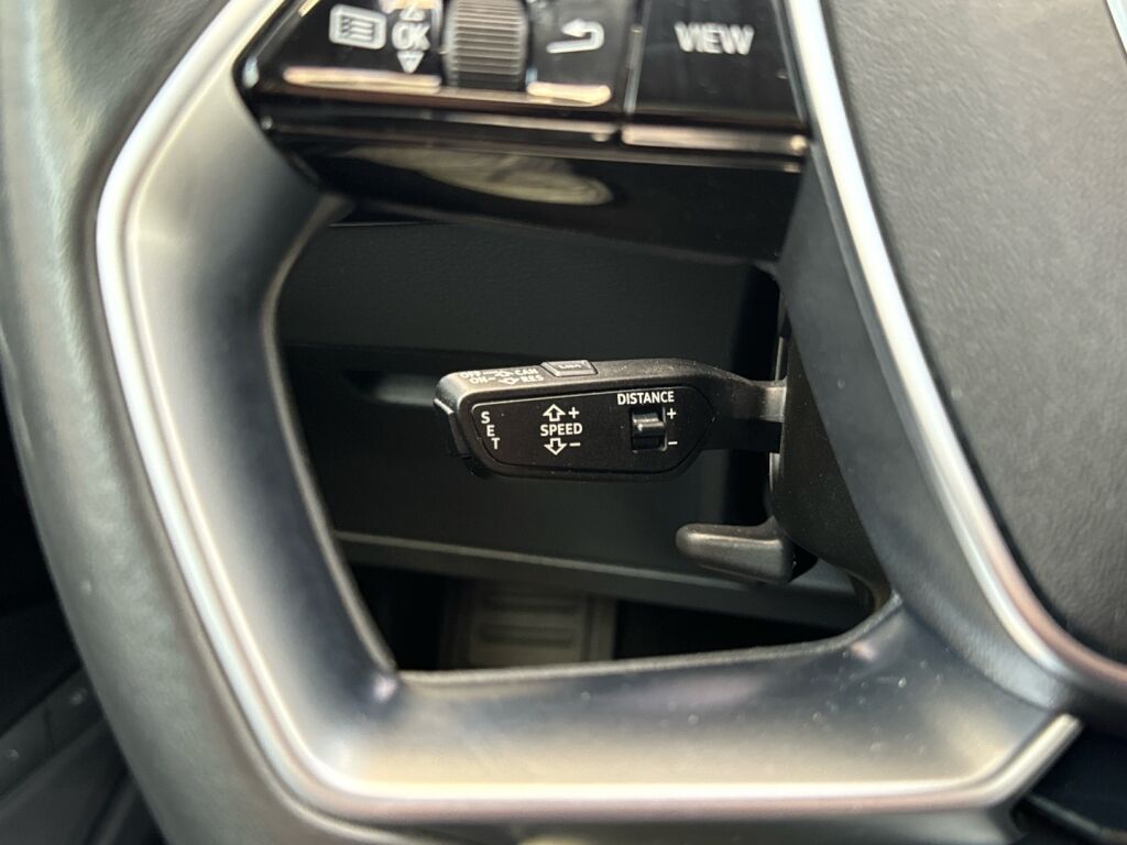 Audi e-tron 2020 Harmaa