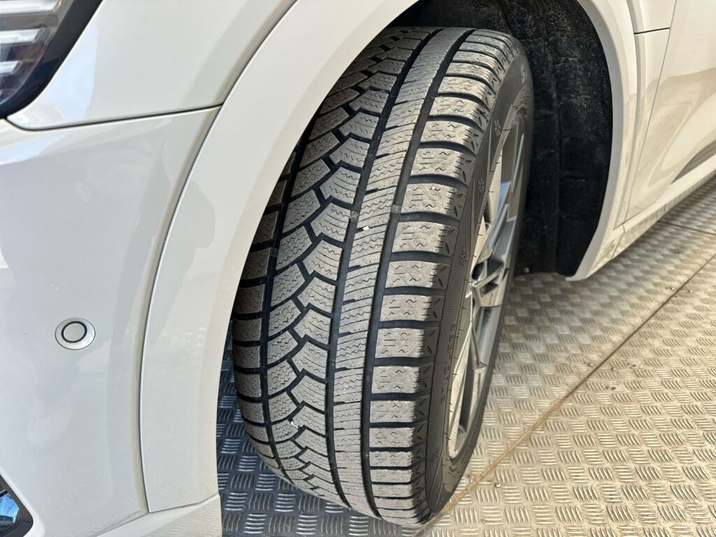 Audi e-tron 2020 Harmaa