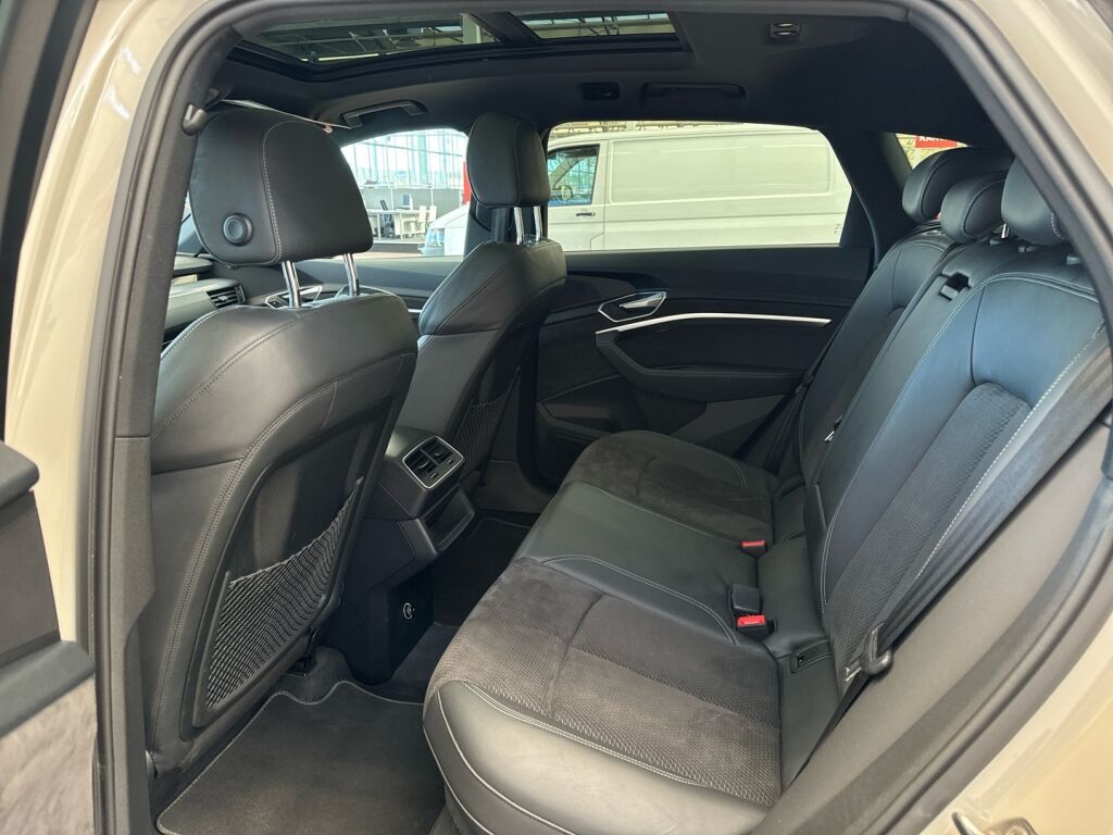 Audi e-tron 2020 Harmaa