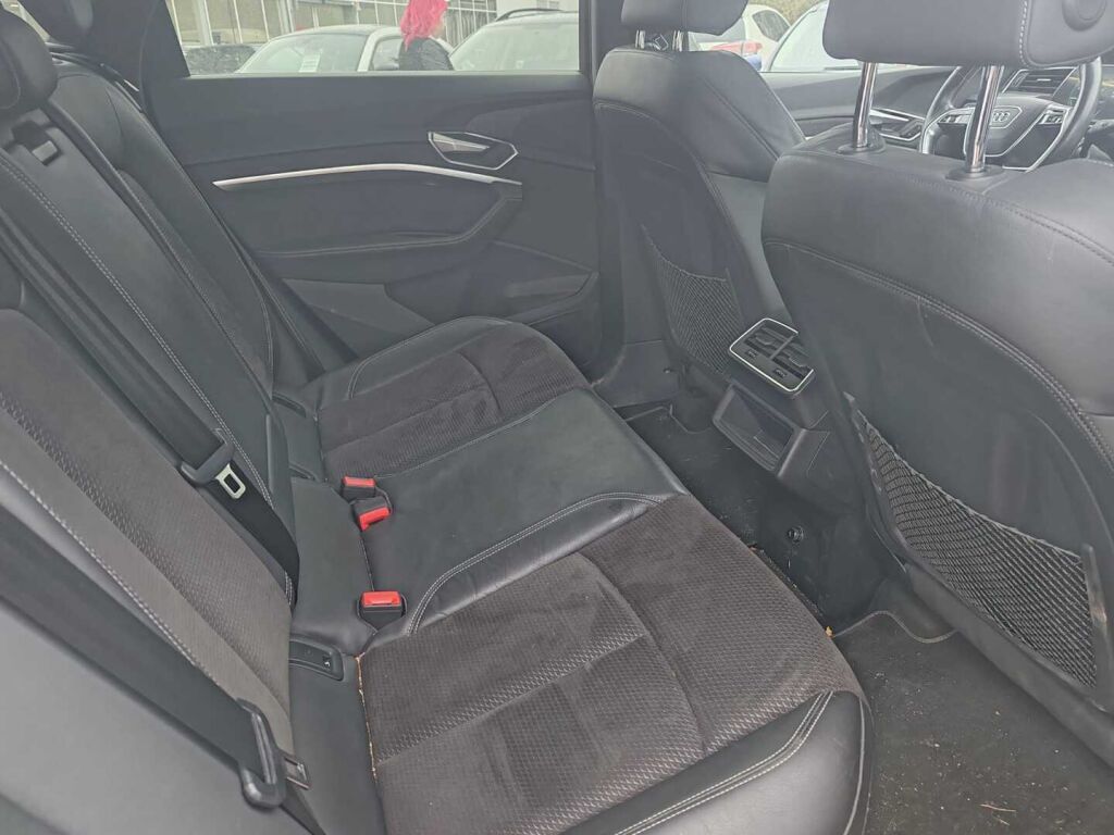 Audi e-tron 2020 Harmaa