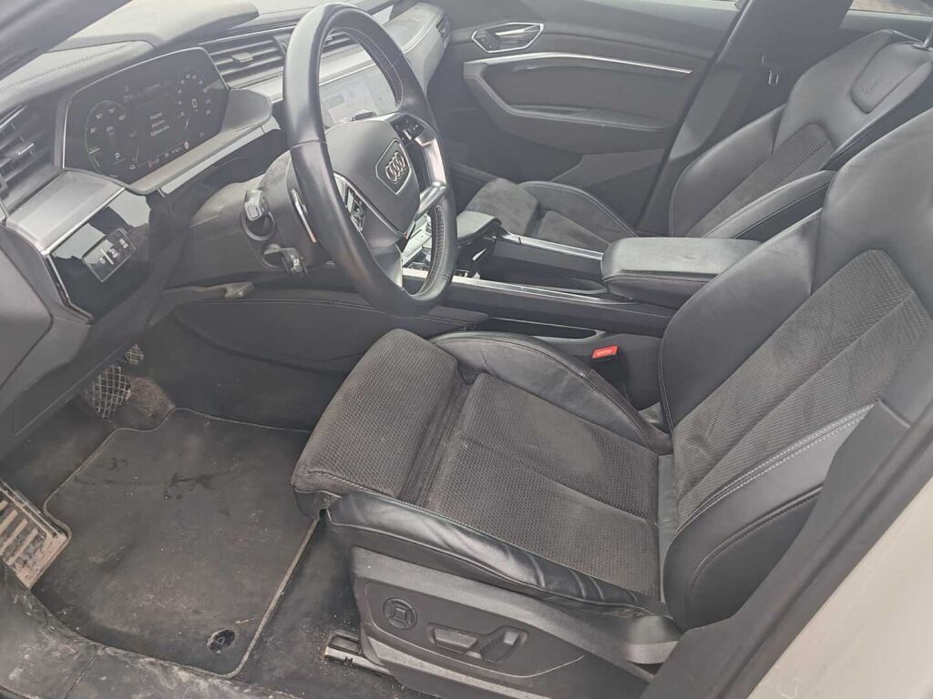 Audi e-tron 2020 Harmaa