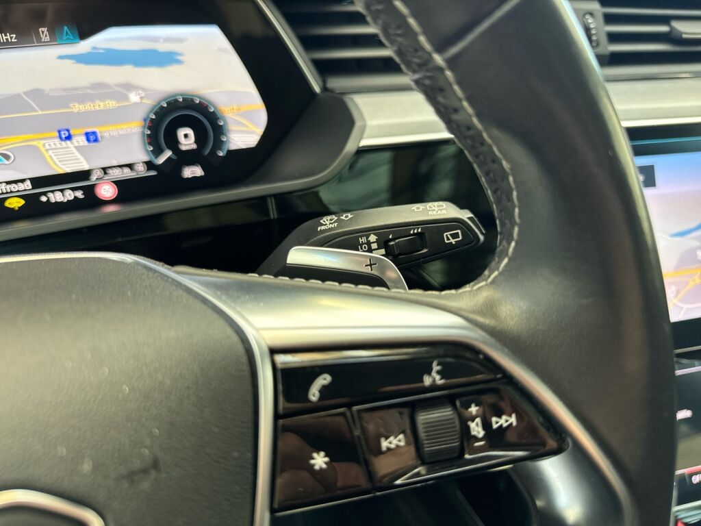 Audi e-tron 2020 Harmaa