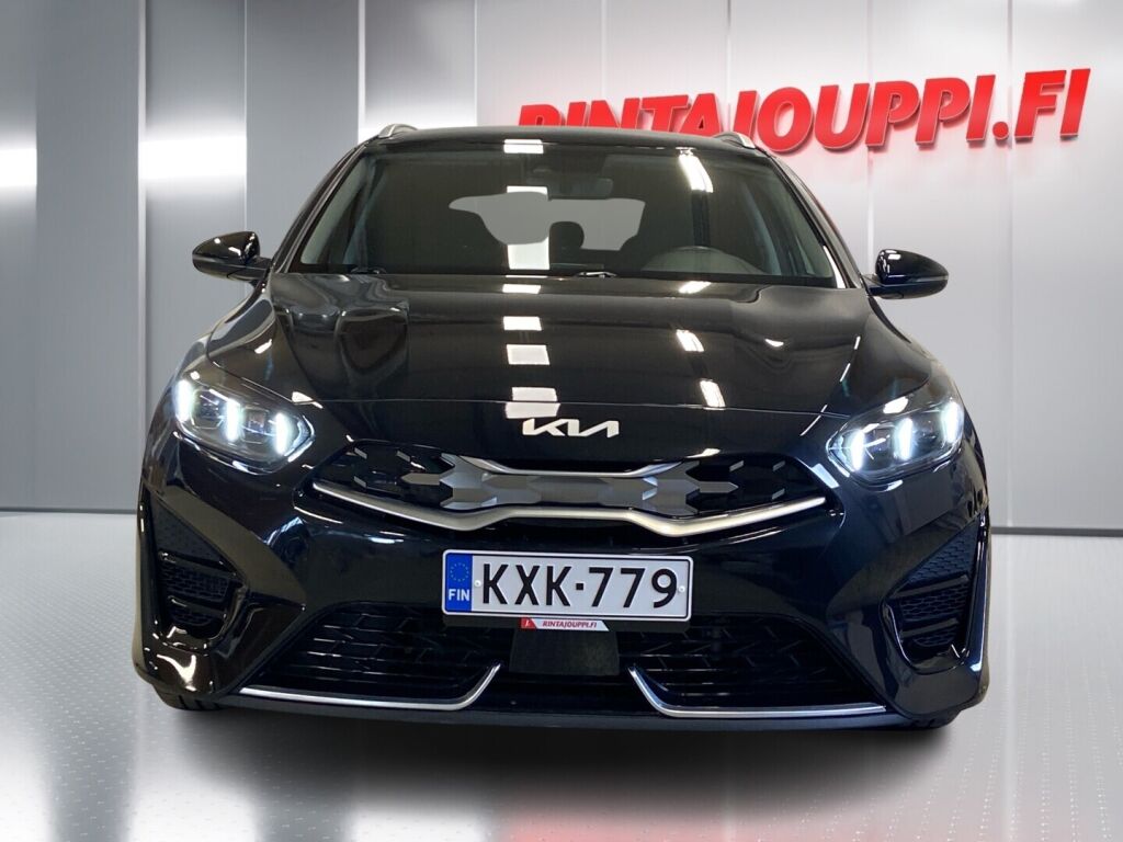 Kia Ceed 2023 Musta