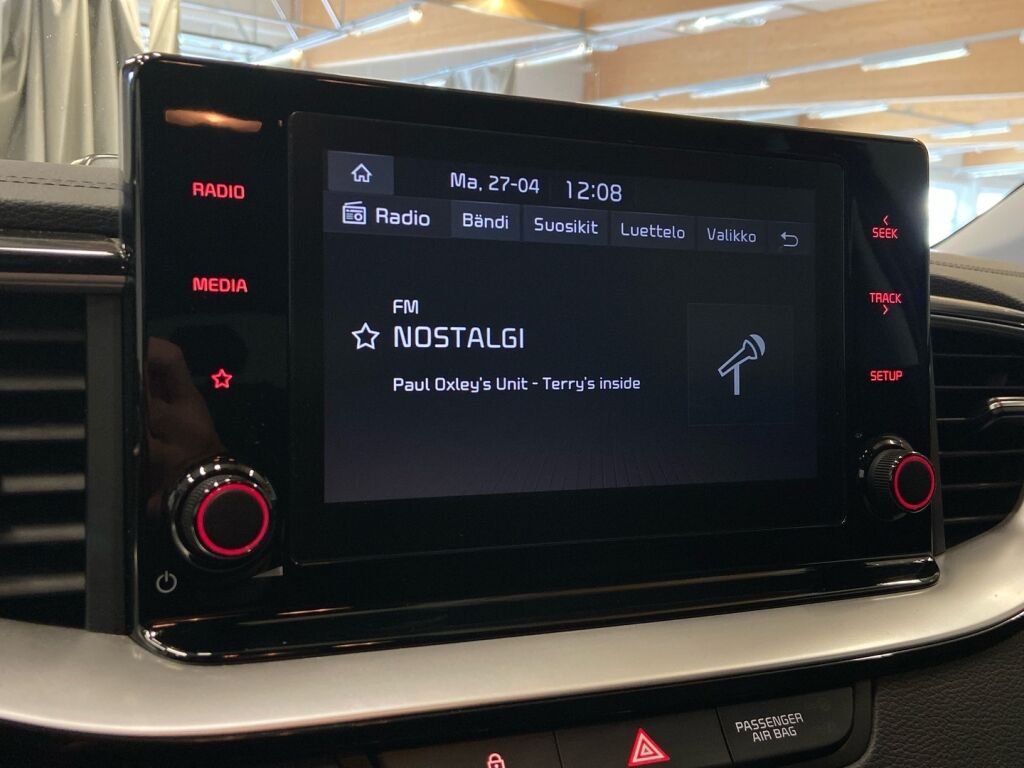 Kia Ceed 2023 Musta