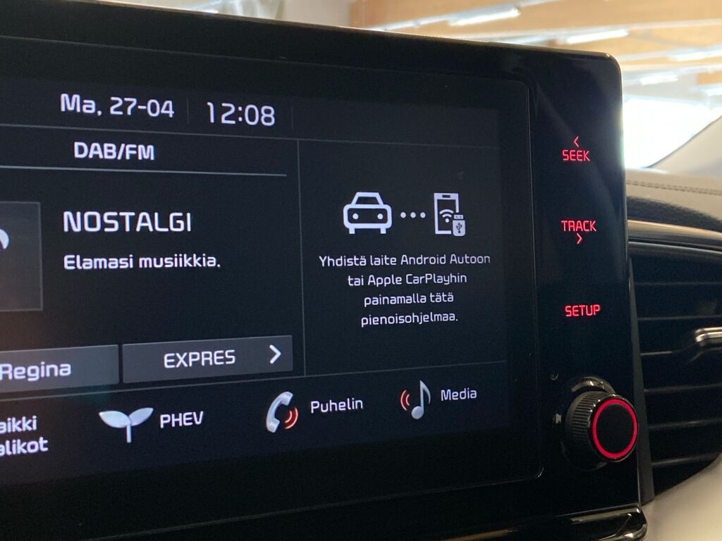 Kia Ceed 2023 Musta