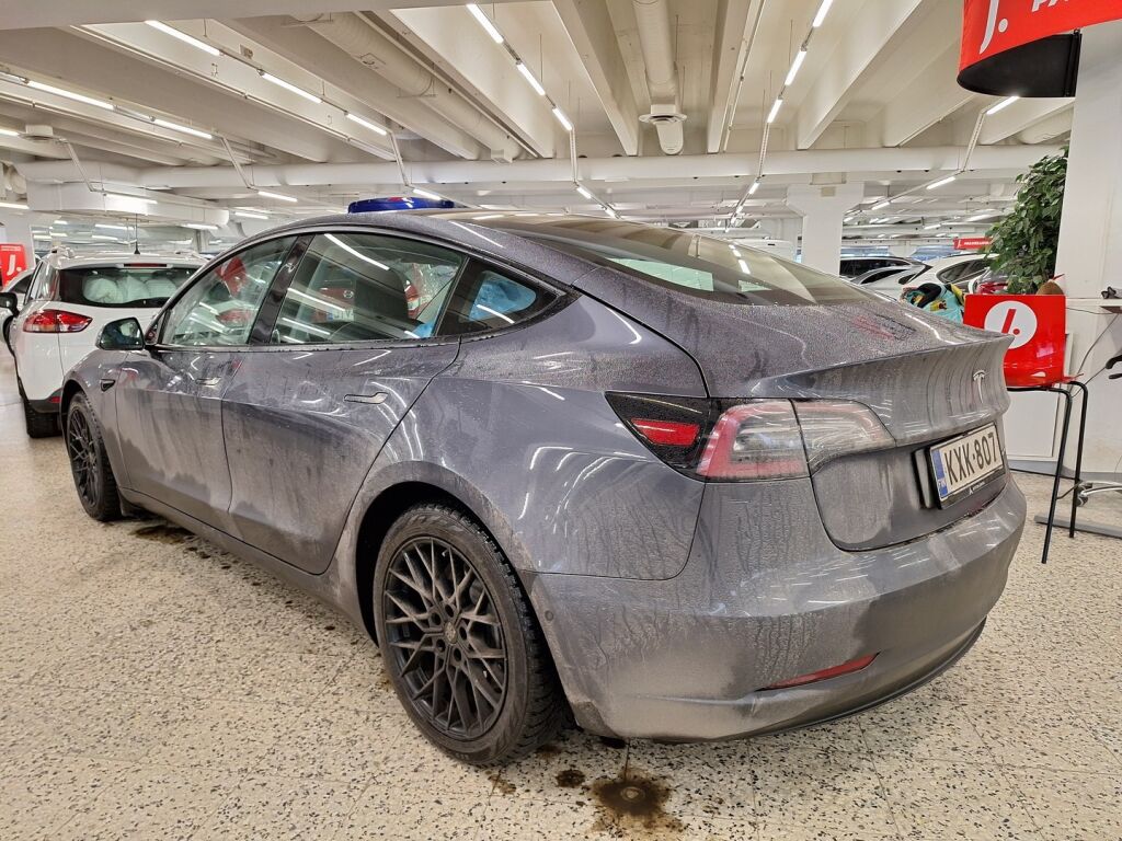 Tesla Model 3 2021 Harmaa