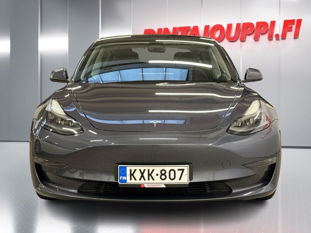 Tesla Model 3 2021 Harmaa