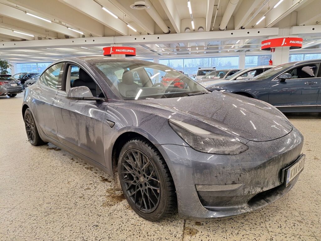 Tesla Model 3 2021 Harmaa