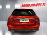 Mercedes-Benz C 2021 Punainen