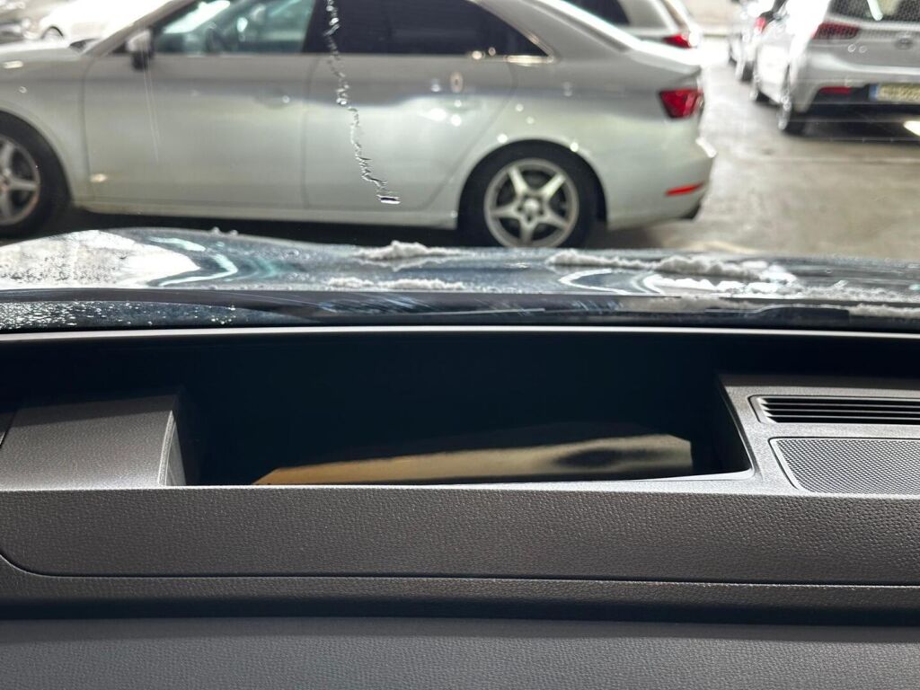 Volkswagen ID.4 2022 Harmaa