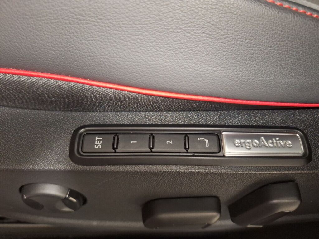 Volkswagen ID.4 2024 Punainen