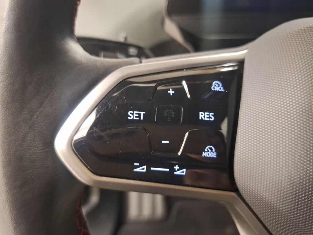 Volkswagen ID.4 2024 Punainen