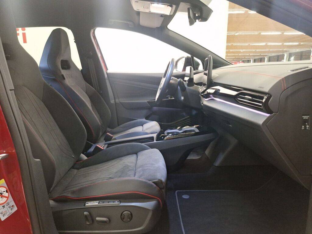 Volkswagen ID.4 2024 Punainen