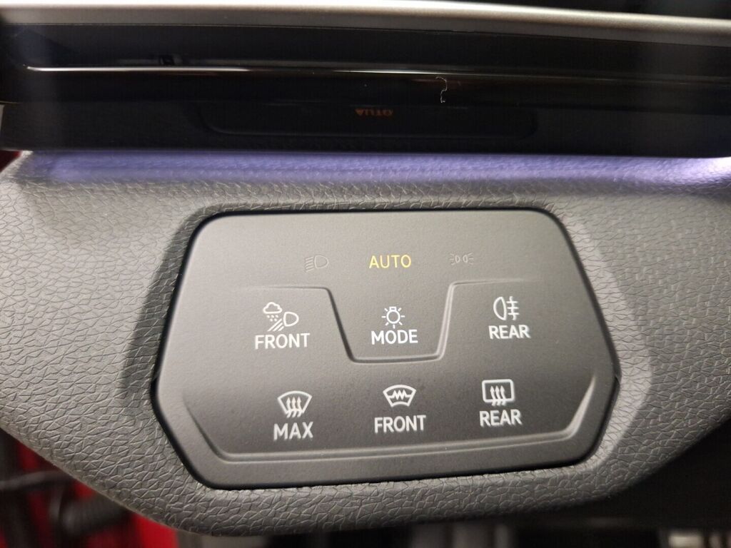 Volkswagen ID.4 2024 Punainen