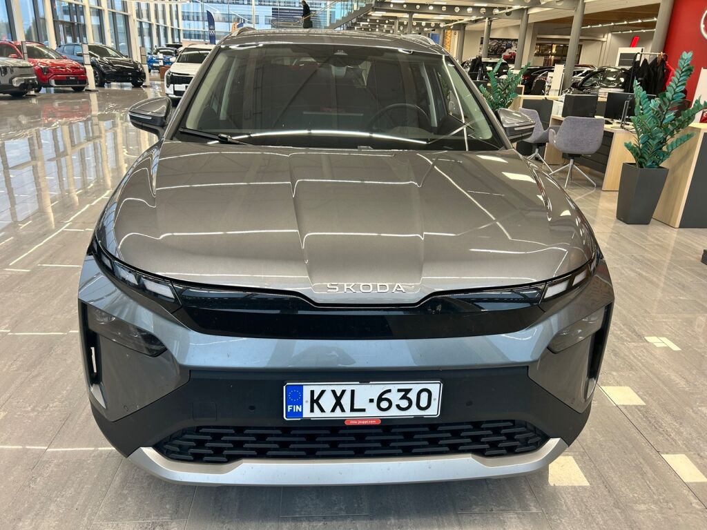 Skoda Elroq 2026 Harmaa