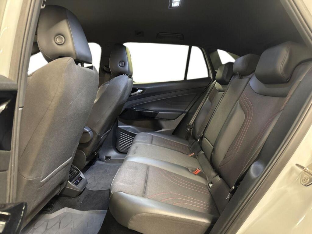 Volkswagen ID.4 2023 Valkoinen