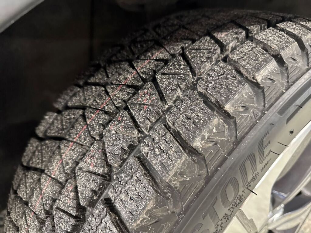 Mg Marvel R 2022 Valkoinen