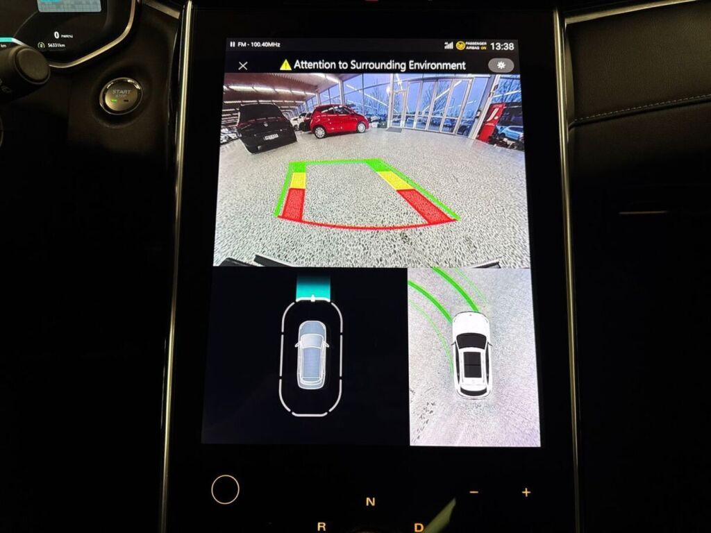 Mg Marvel R 2022 Valkoinen