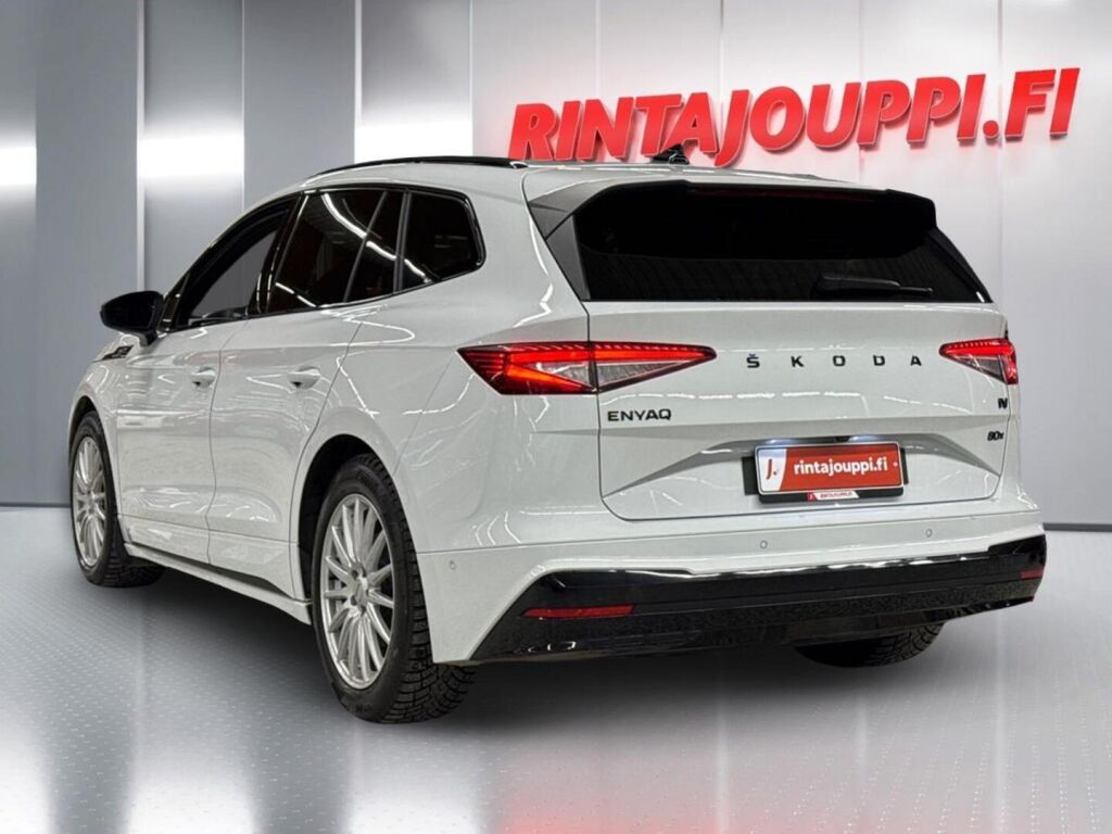 Skoda Enyaq 2022 Valkoinen