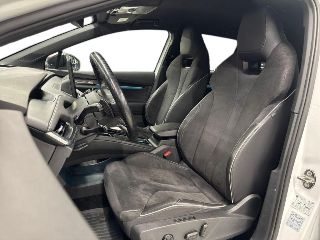 Skoda Enyaq 2022 Valkoinen