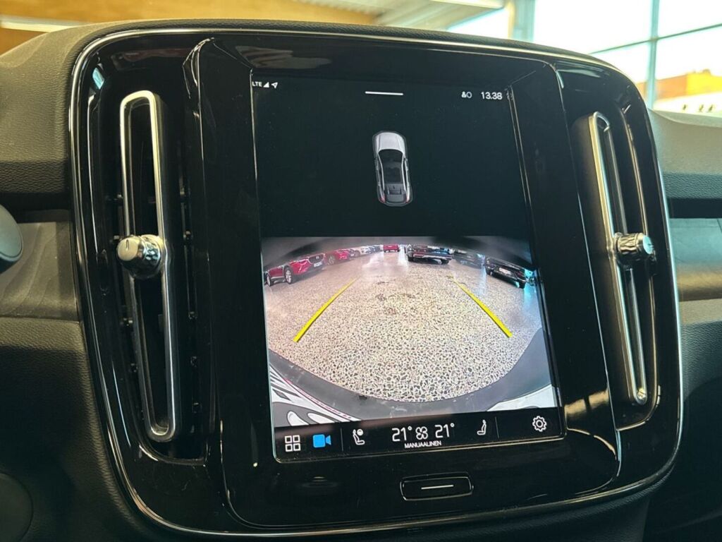 Volvo C40 2023 Vihreä