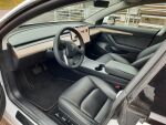 Tesla Model 3 2021 Valkoinen