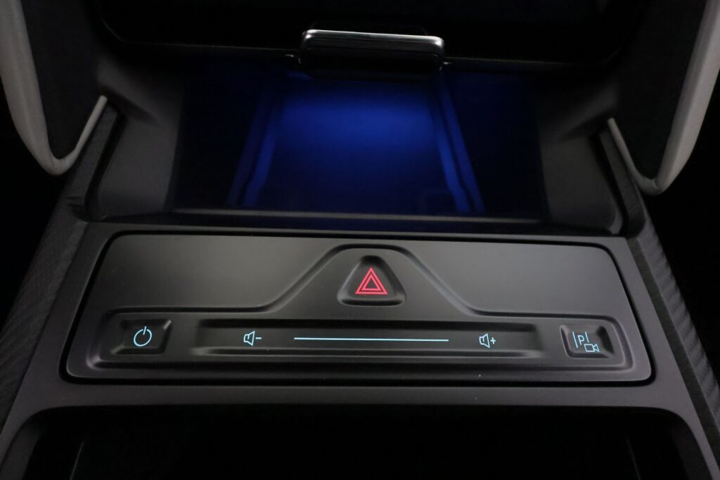 Ford Capri 2025 Keltainen