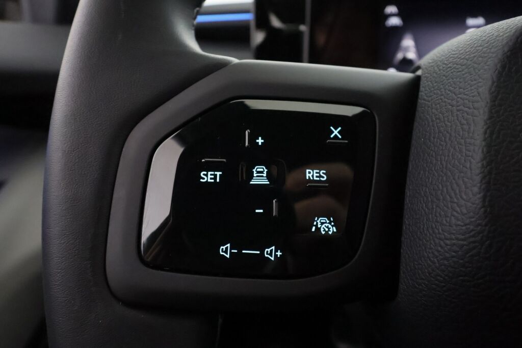 Ford Capri 2025 Keltainen