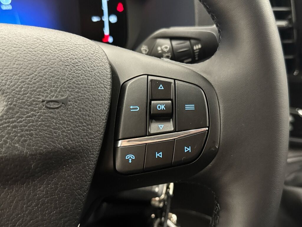 Ford Transit 2025 Valkoinen