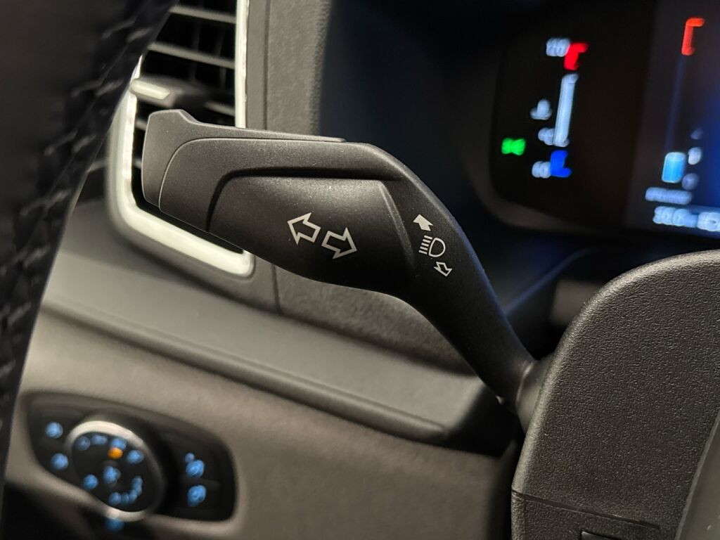 Ford Transit 2025 Valkoinen