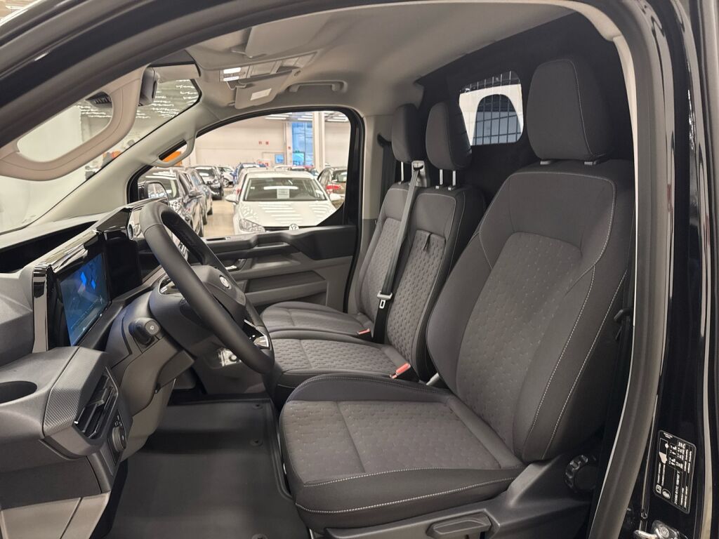 Ford Transit Custom 2026 Musta