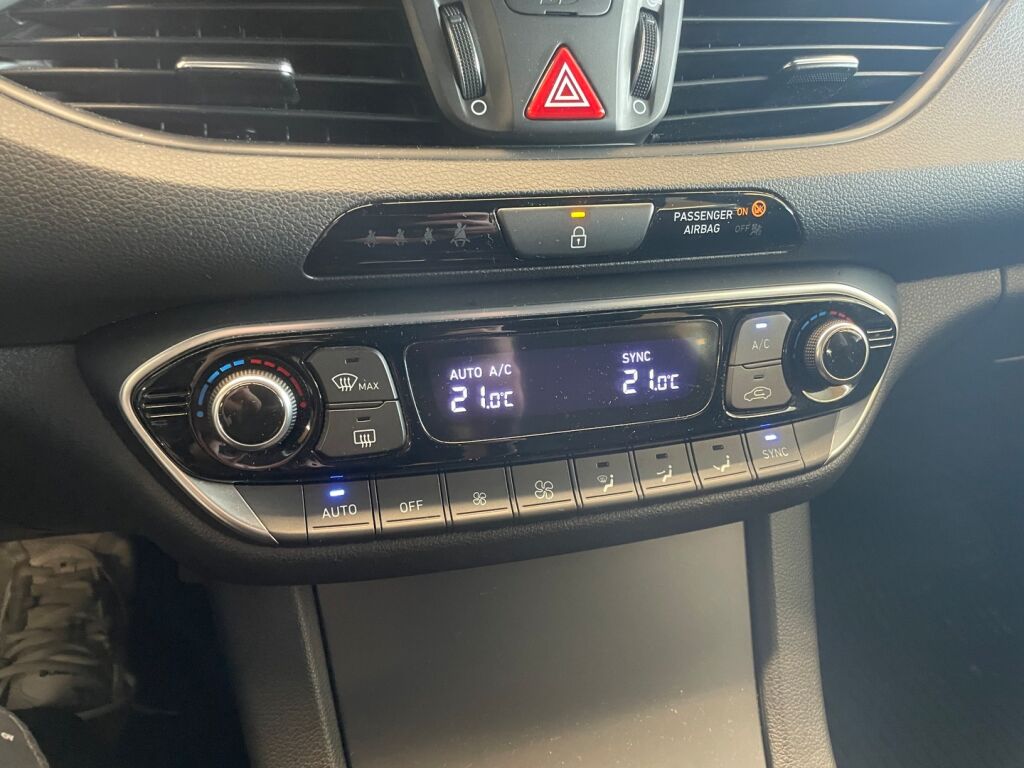 Hyundai i30 Wagon 2017 Sininen