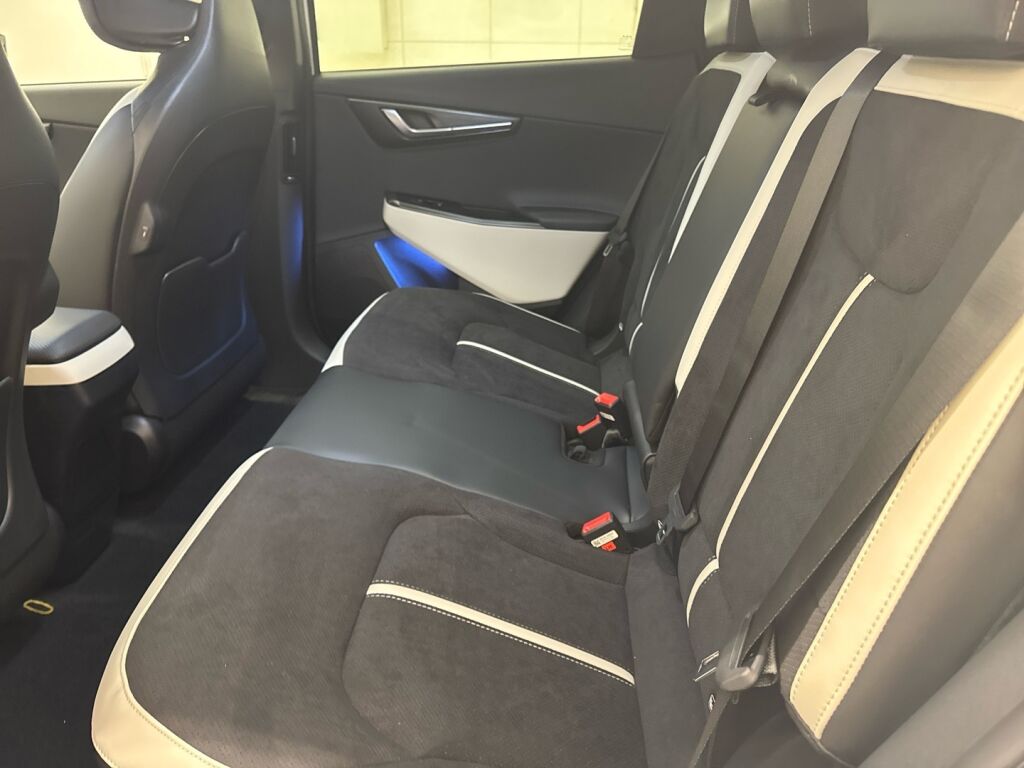 Kia EV6 2026 Valkoinen