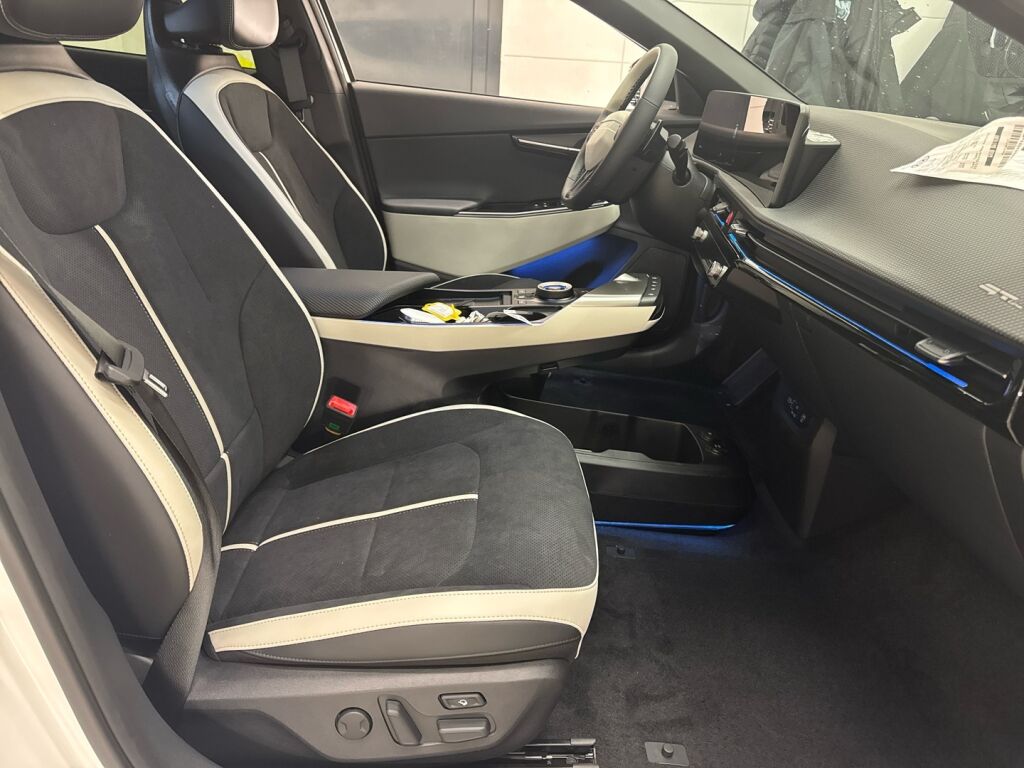 Kia EV6 2026 Valkoinen