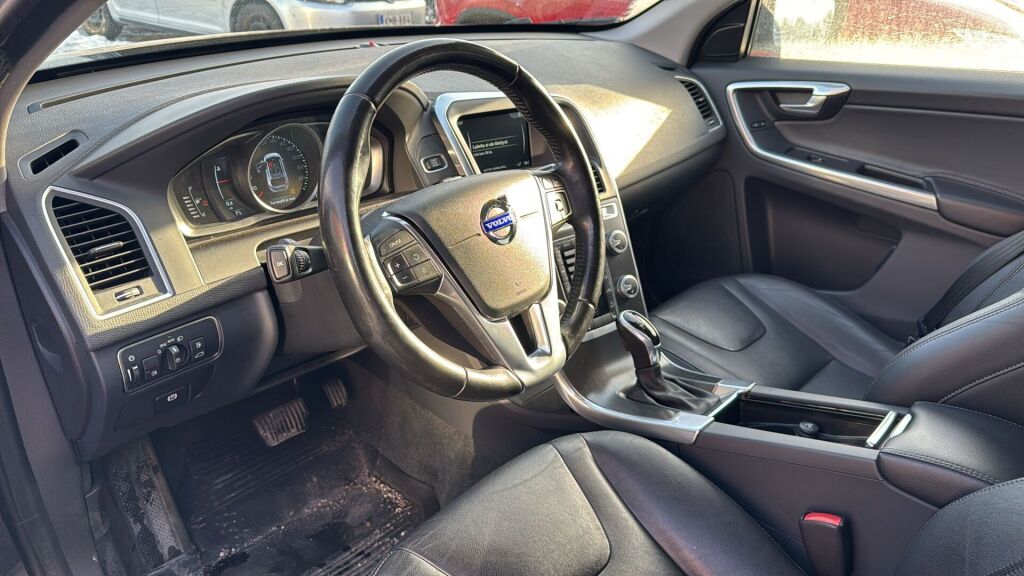 Volvo XC60 2015 Harmaa